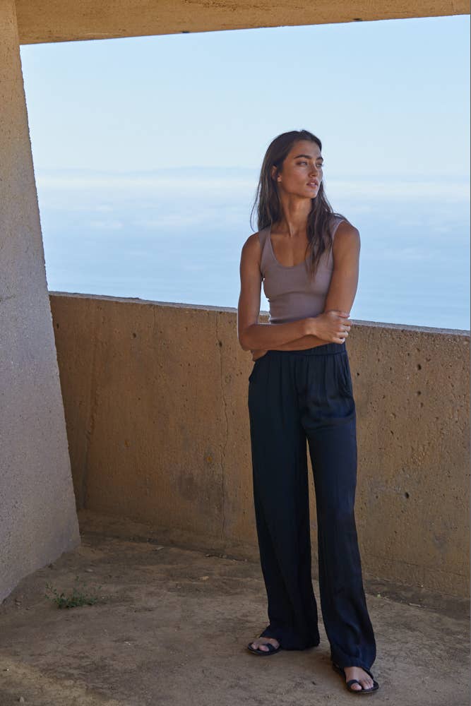Seamless Ribbed U-V Neck Crop Tank Top