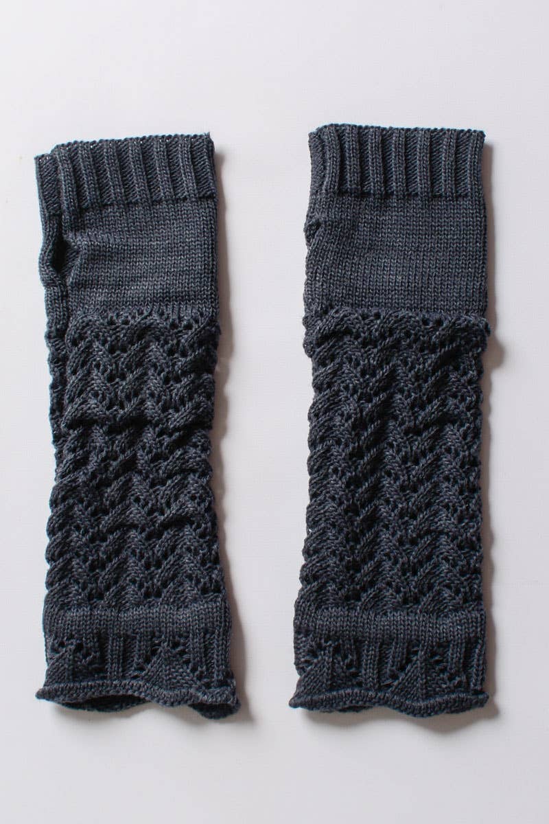 Trendy Winter Arm Warmers for Easy Texting 📱