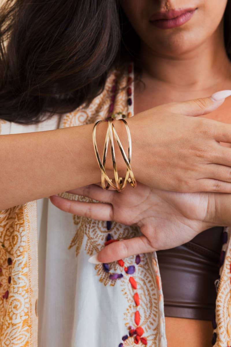 Retro Metallic Cuff Bracelet