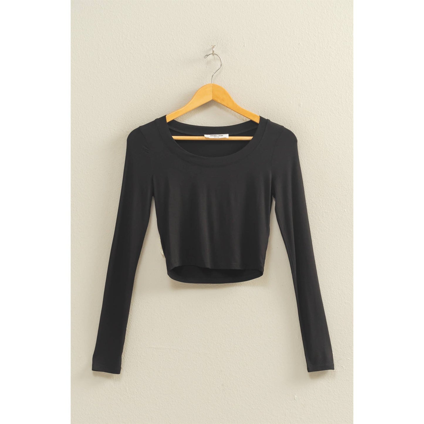 Cropped Scoop Neck Long Sleeve Top