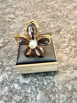Gold & Pearl Adjusstable Flower Ring
