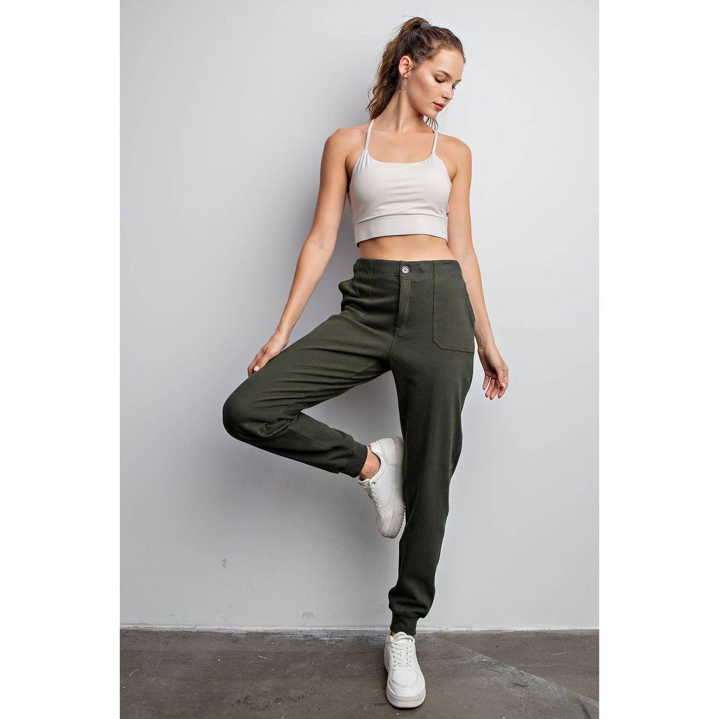 Rae Mode Stretch Joggers in Coffee