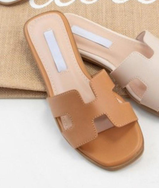 Saddle Brown Link Sandals